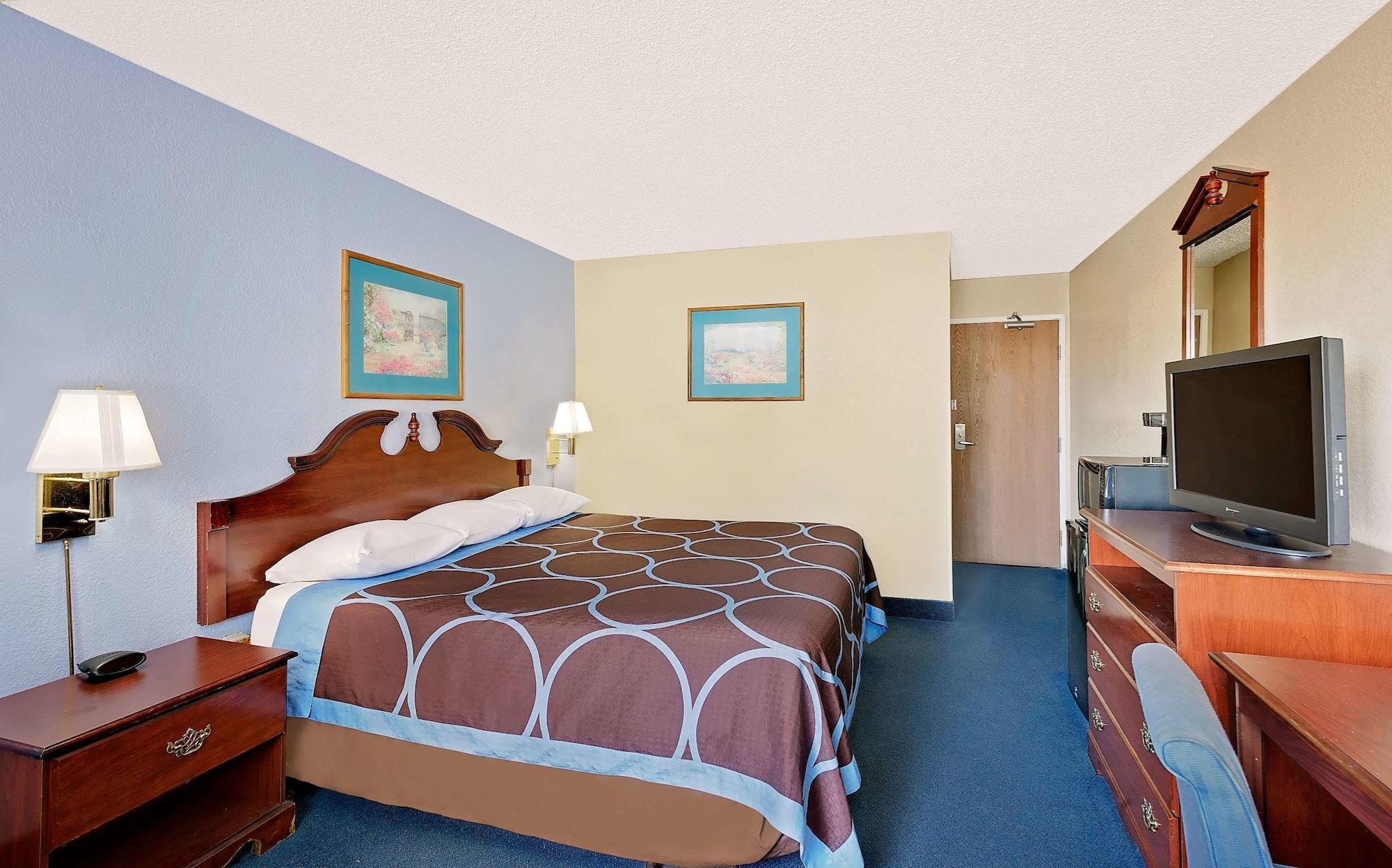 Super 8 By Wyndham Newburgh/West Point Stewart Intl Airport Motel Buitenkant foto
