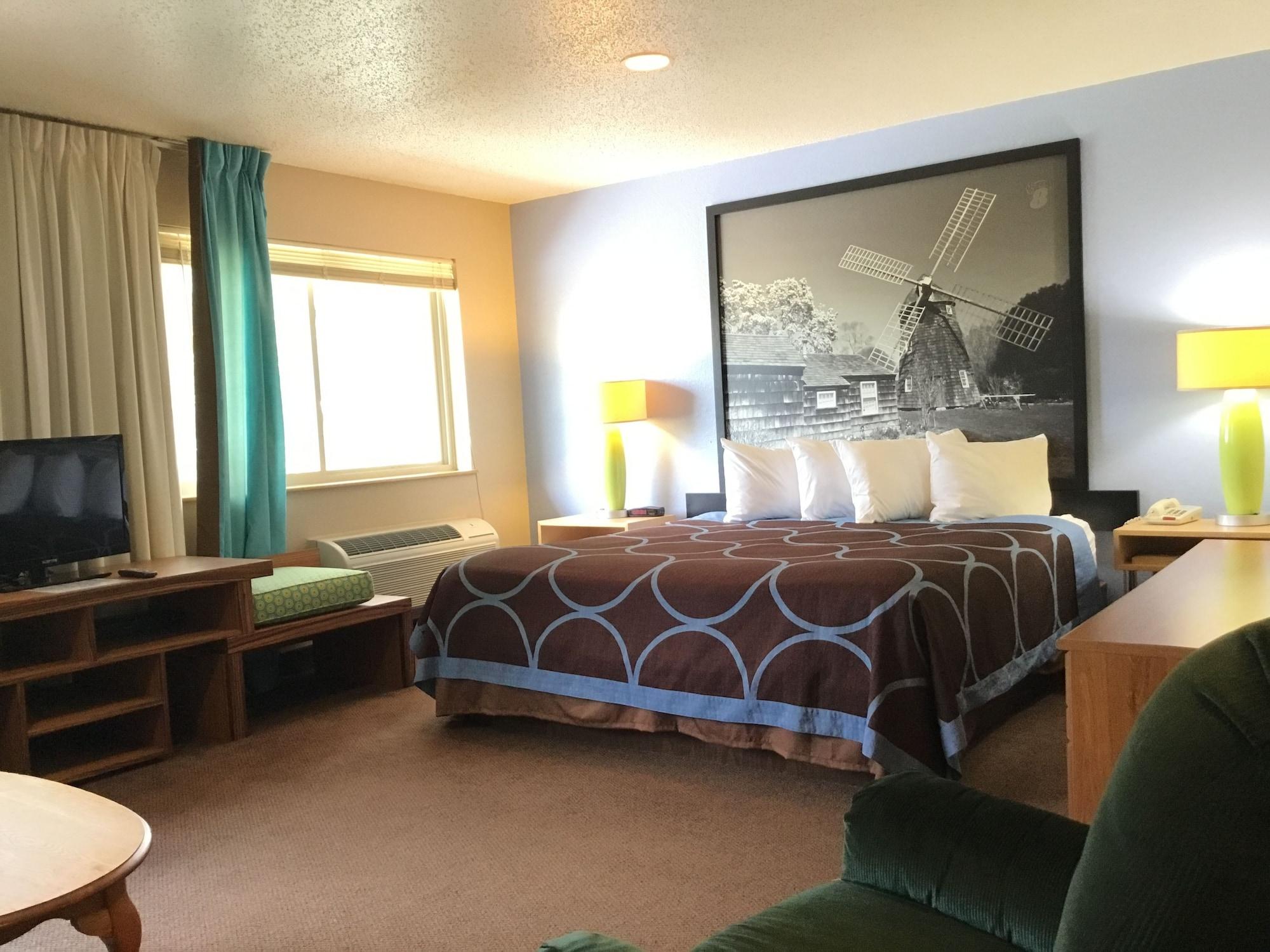 Super 8 By Wyndham Newburgh/West Point Stewart Intl Airport Motel Buitenkant foto